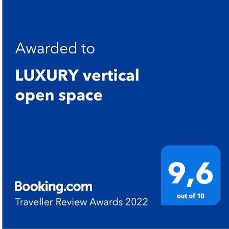 Luxury Vertical Open Space Sangiano 外观 照片
